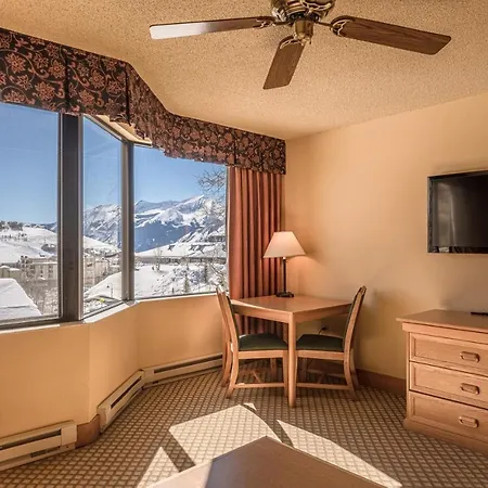 Grand Lodge Condo In The Heart Of Mt Crested Butte Condo